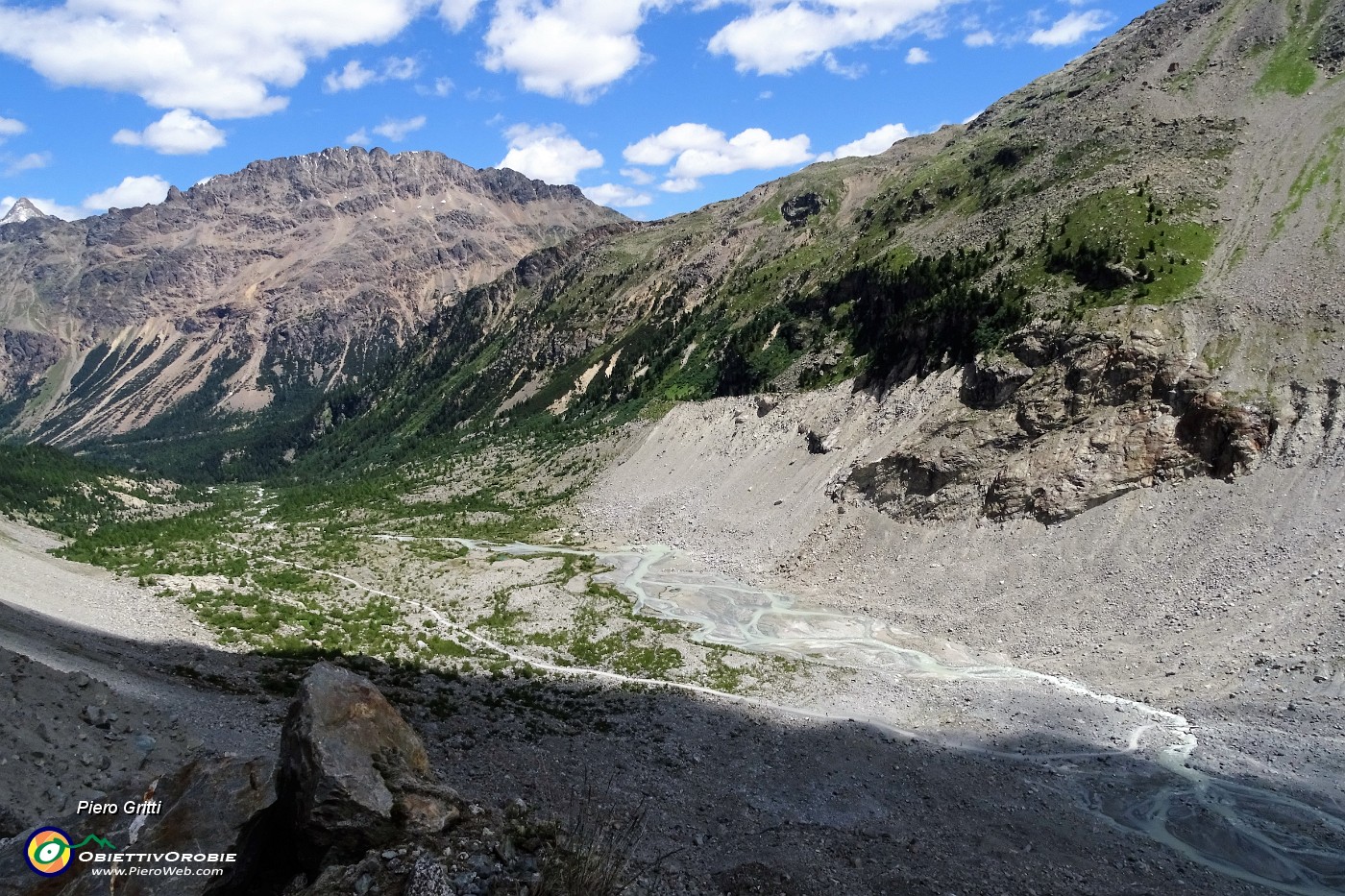 35 Meandri del neonato torrente glaciale.JPG